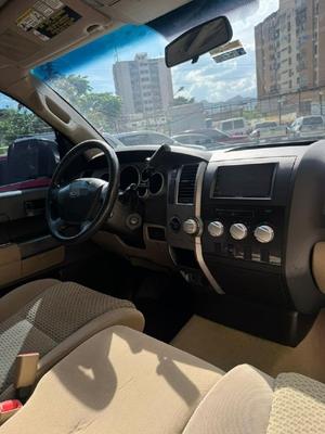 Toyota Tundra 2011