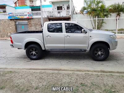 Toyota Hilux 2011