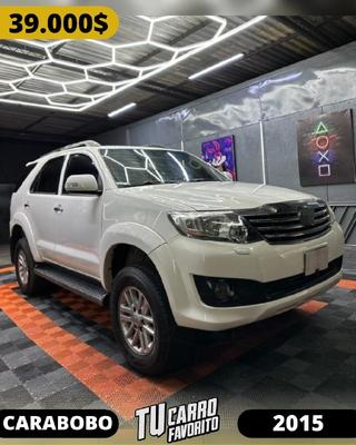Toyota Fortuner 2015