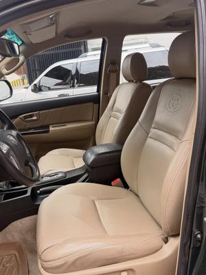 Toyota Fortuner 2015