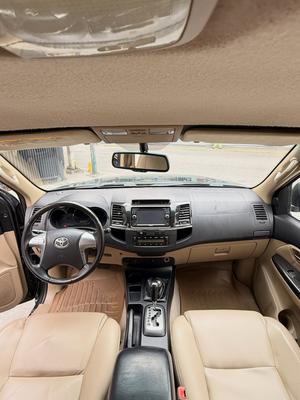 Toyota Fortuner 2015