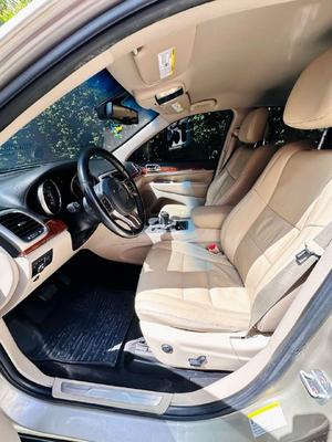 Jeep Grand Cherokee 2011