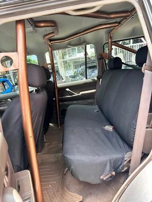 Toyota Land Cruiser 2000
