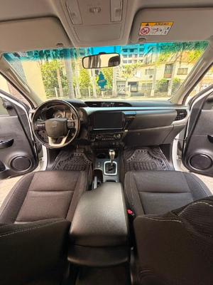 Toyota Hilux 2025