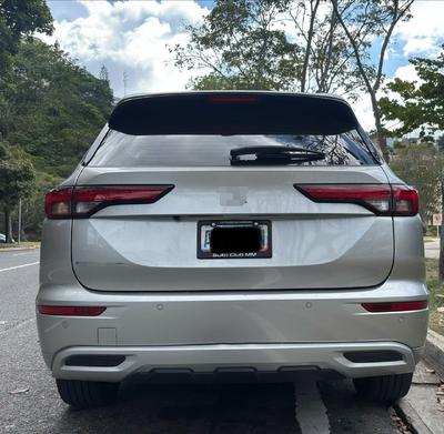 Mitsubishi Outlander 2024