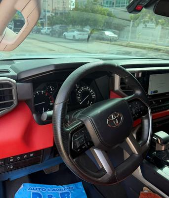 Toyota Tundra 2024