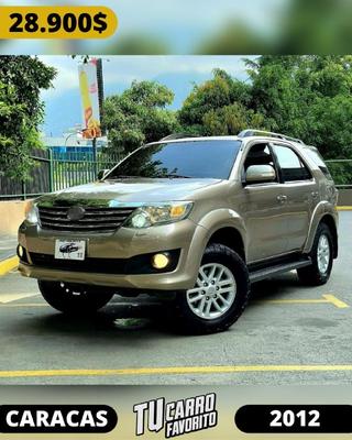 Toyota Fortuner 2012