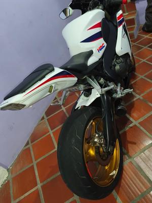 Honda CBR 1000RR 2009