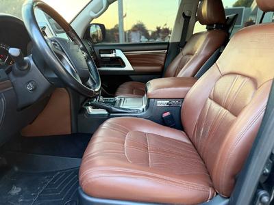 Toyota Land Cruiser 200 VXR 2019