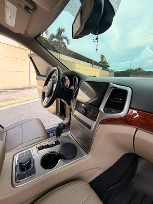 Jeep Grand Cherokee 2011