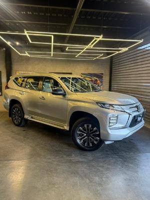 Mitsubishi Montero 2020