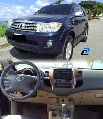 Toyota Fortuner 2011