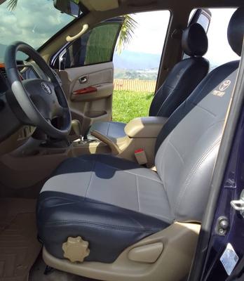 Toyota Fortuner 2011