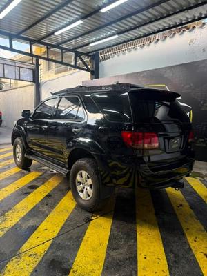 Toyota Fortuner 2008