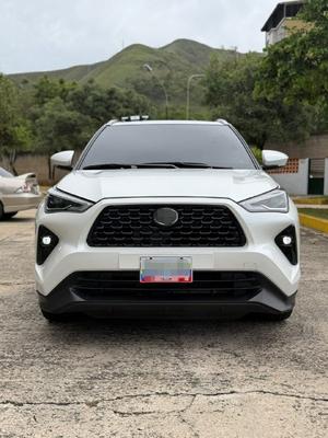 Toyota Yaris 2024