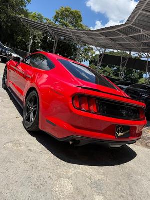 Ford Mustang 2015