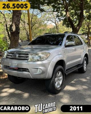 Toyota Fortuner 2011