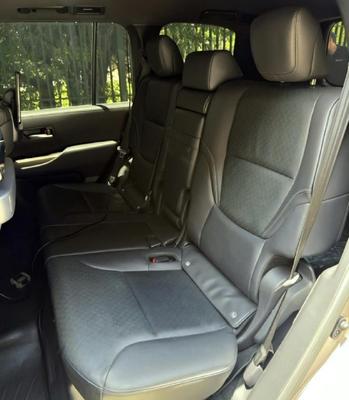Toyota Land Cruiser 300 2023