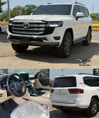 Toyota Land Cruiser 300 2022