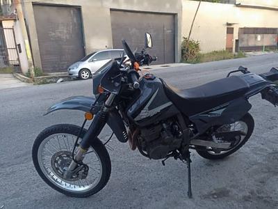 Suzuki DR 650cc 2012