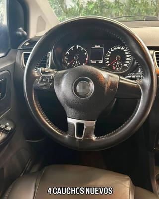 Volkswagen Spacefox 2013