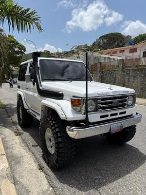 Toyota Land Cruiser 2009