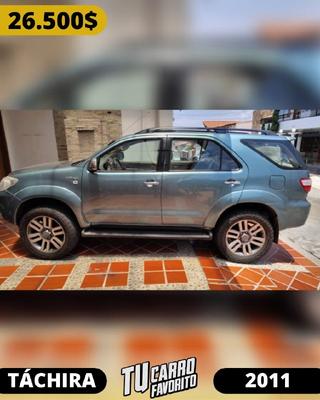 Toyota Fortuner 2011