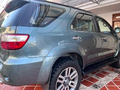 Toyota Fortuner 2011
