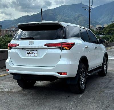 Toyota Fortuner 2024
