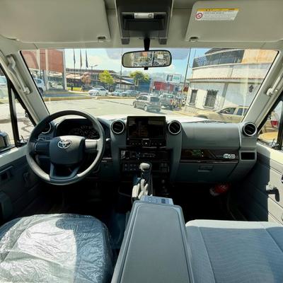 Toyota Land Cruiser 2025