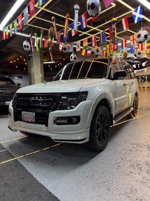 Mitsubishi Montero 2020
