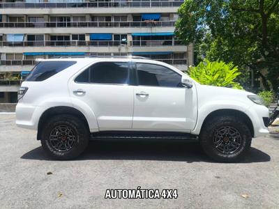 Toyota Fortuner 2012