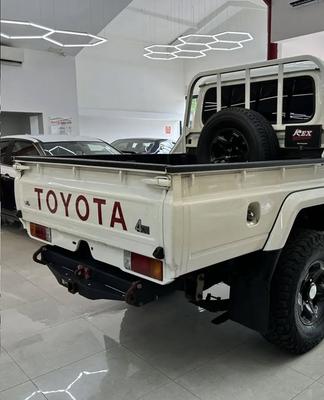 Toyota Land Cruiser Serie 79 LX 2022