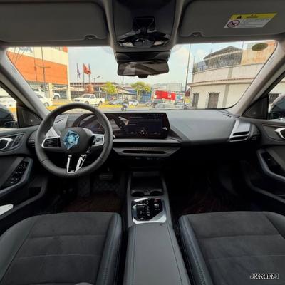 BMW 225 L 2026
