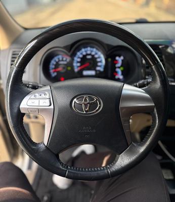 Toyota Fortuner 2015