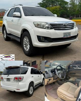 Toyota Fortuner 2013