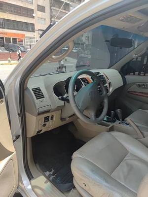 Toyota Fortuner 2011