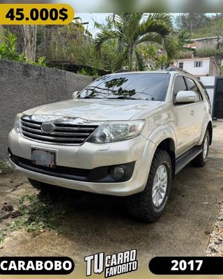 Toyota Fortuner 2017
