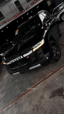 Toyota Land Cruiser 300 GR Sport 2025