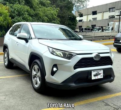 Toyota RAV4 2025
