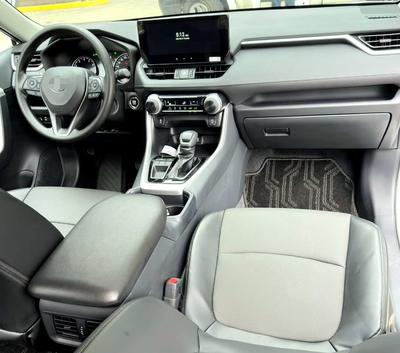 Toyota RAV4 2025