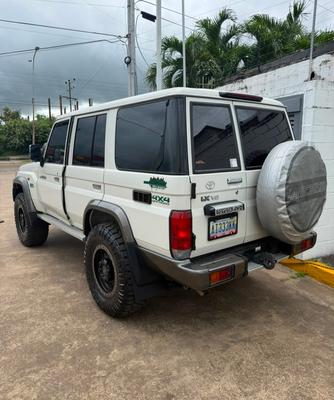 Toyota Land Cruiser 2021