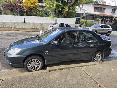Mitsubishi Touring 2012