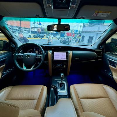 Toyota Fortuner 2023