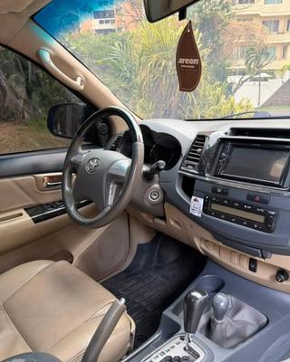Toyota Fortuner 2013