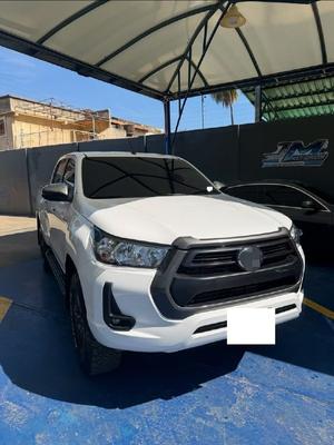Toyota Hilux 2021