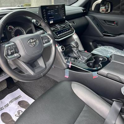 Toyota LC 300 2024
