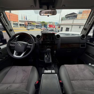 Toyota Land Cruiser 2025