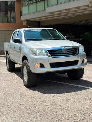 Toyota Hilux 2012