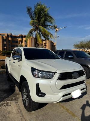 Toyota Hilux 2021